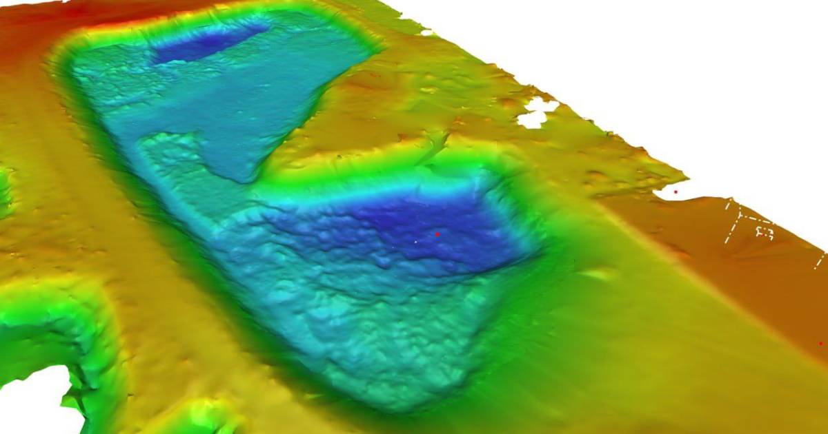 Continuous topo-bathymetric model combining UAV LiDAR above water with USV echo sounder data below the surface